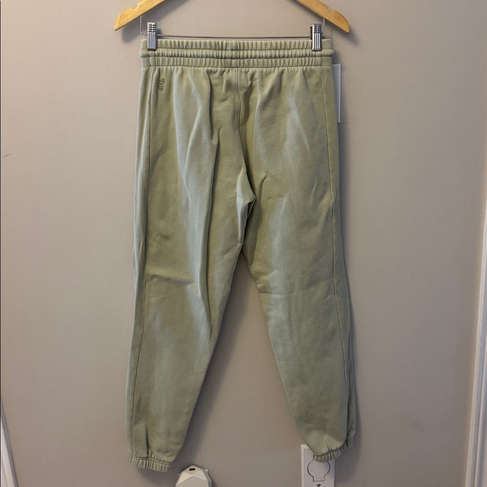 TNA Cozy AF Fleece Joggers Sage Green - Picture 5 of 7